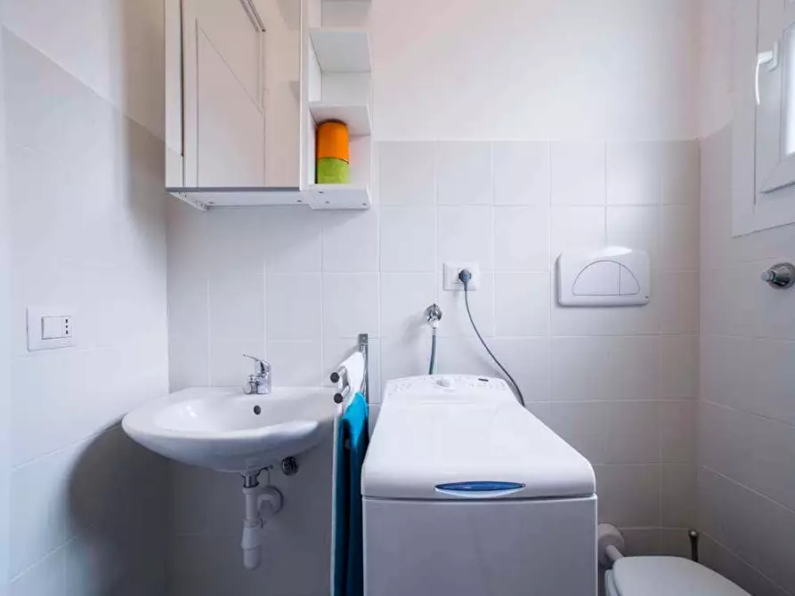 Immagine 9 di Camera in affitto  in Viale Carlo Espinasse10 a Milano