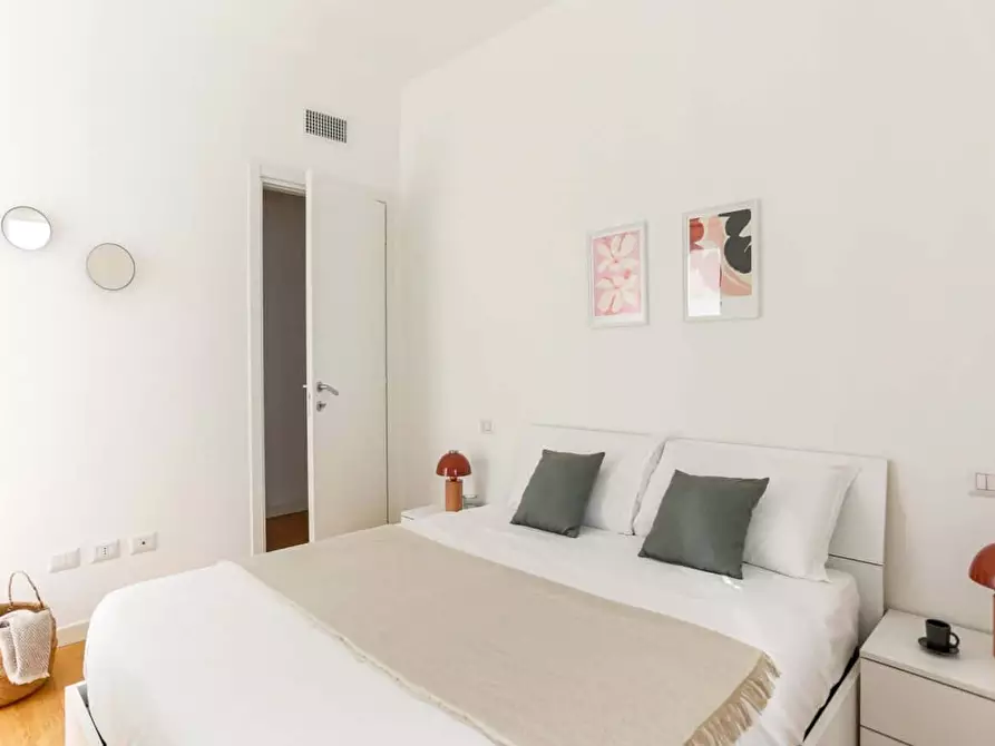 Immagine 27 di Appartamento in affitto  in Via Giovanni Battista Pergolesi a Milano