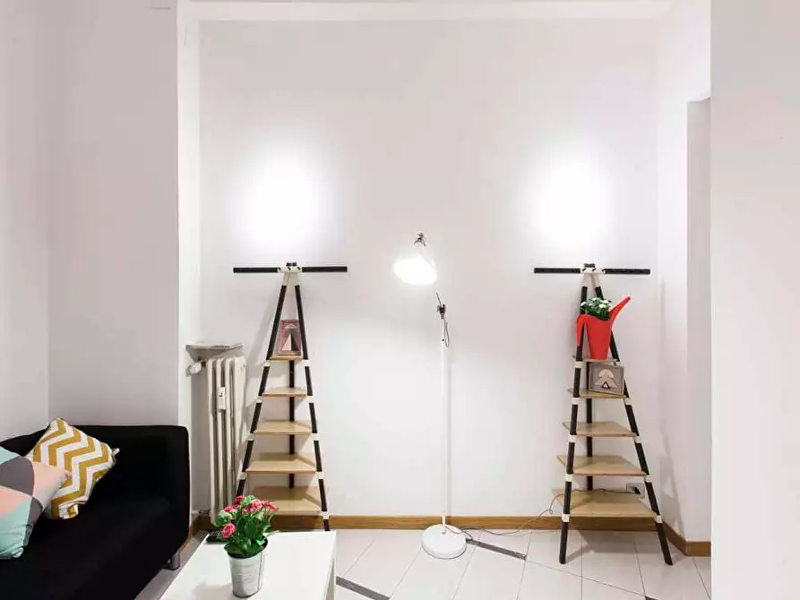 Immagine 76 di Camera in affitto  in Via Col Moschin1 a Milano