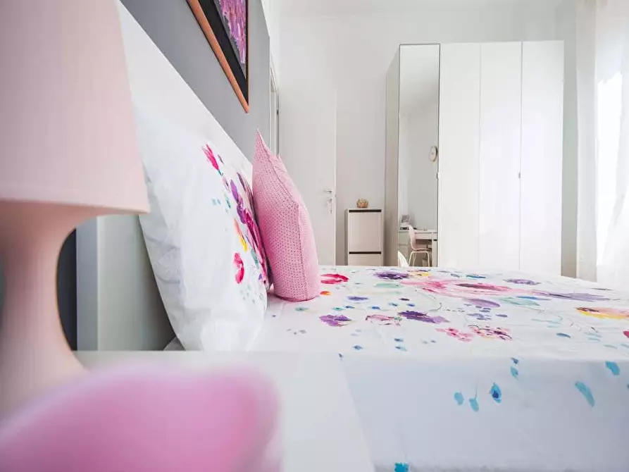 Immagine 4 di Camera in affitto  in Via Achille Zezon10 a Milano