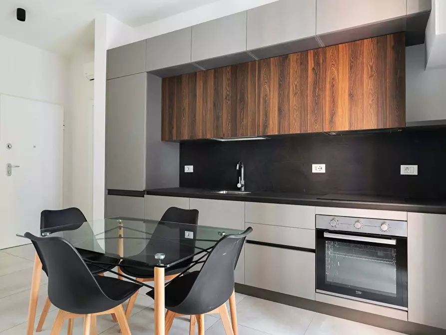 Immagine 2 di Appartamento in affitto  in Via Mario de Maria a Bologna