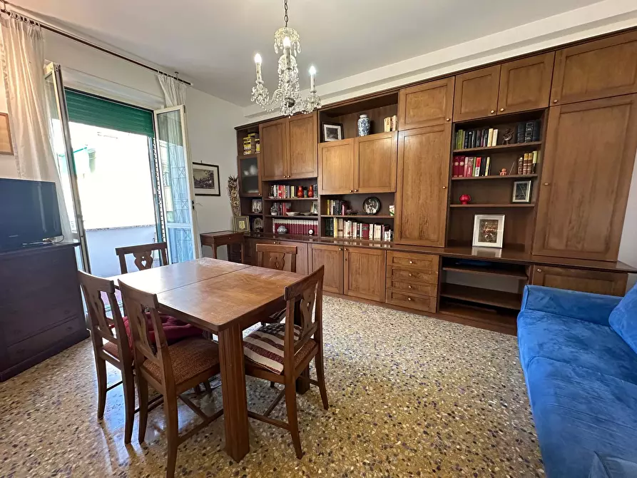 Immagine 4 di Appartamento in affitto  in Via Gian Luca Squarcialupo11 a Roma
