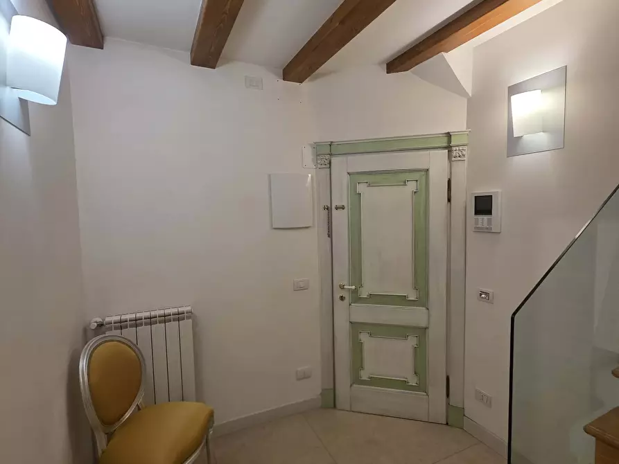 Immagine 4 di Appartamento in affitto  in Calle al Ponte de la Guerra3573 a Venezia