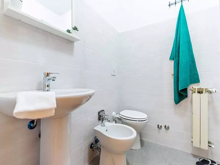 Immagine 8 di Camera in affitto  in Via dei Missaglia13 a Milano