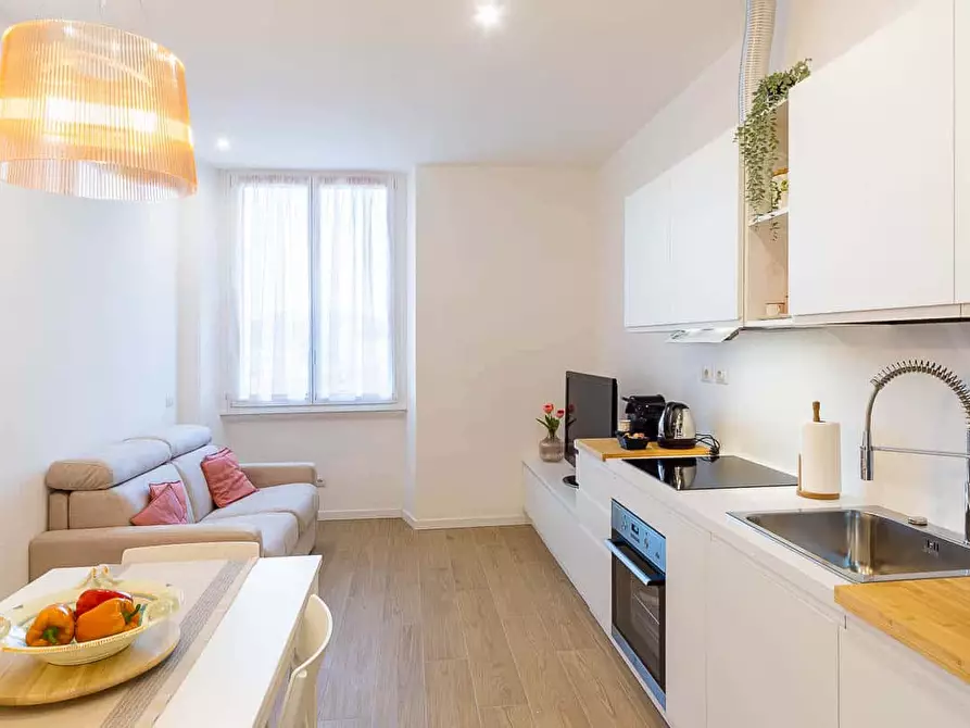 Immagine 1 di Appartamento in affitto  in Viale Nazario Sauro5 a Milano