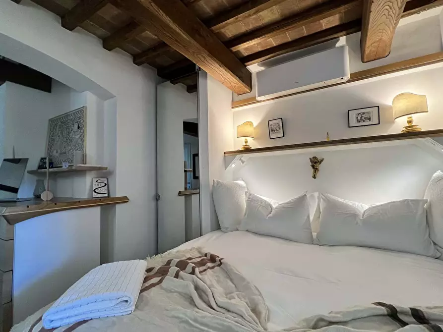 Immagine 43 di Appartamento in affitto  in Piazza della Pescaia a Cortona