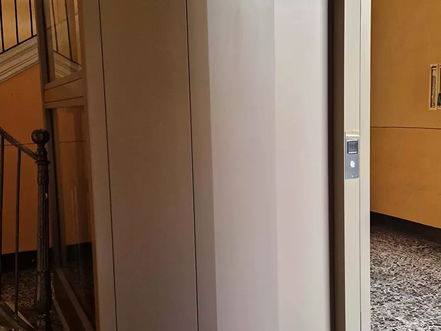 Immagine 6 di Appartamento in affitto  in Via San Secondo48 a Torino