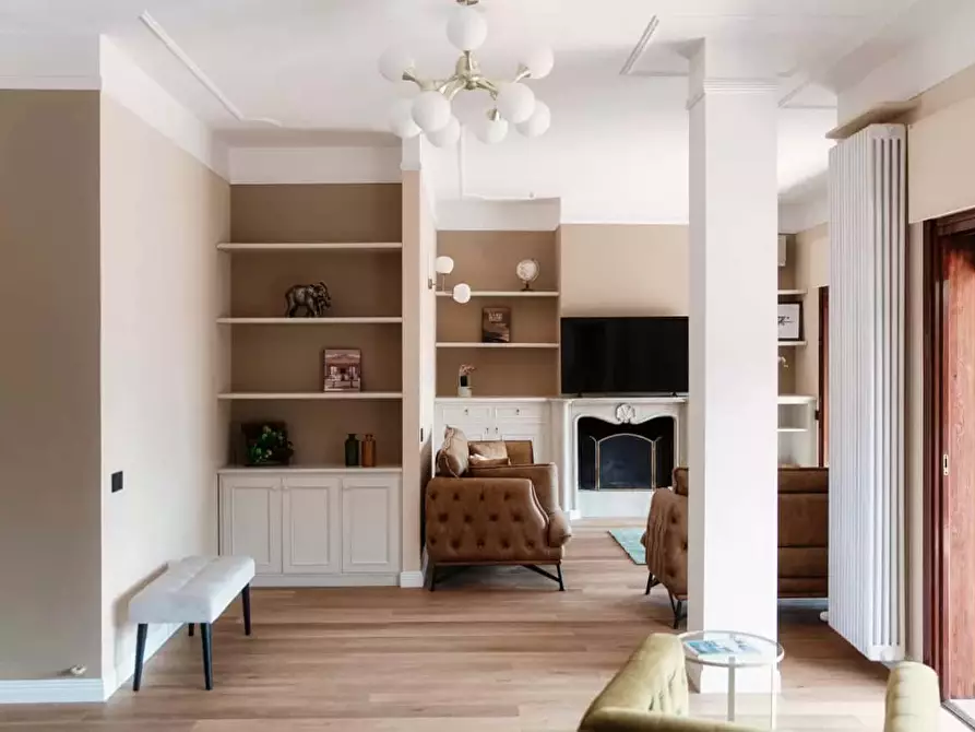 Immagine 14 di Appartamento in affitto  in Via Bellinzona55 a Como