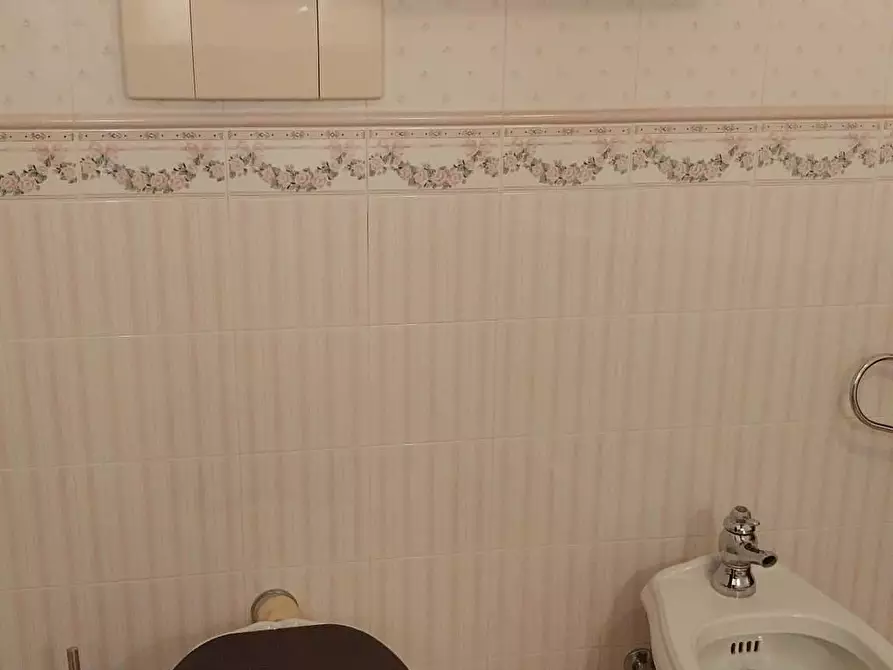 Immagine 22 di Appartamento in affitto  in Via San Romualdo33 a Napoli