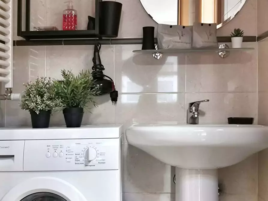 Immagine 56 di Appartamento in affitto  in Via San Benigno5 a Milano