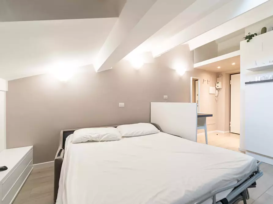 Immagine 23 di Appartamento in affitto  in Via Adige17 a Milano