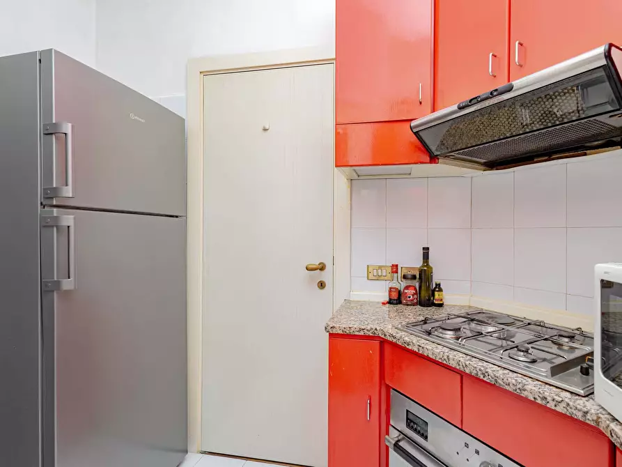 Immagine 15 di Camera in affitto  in Via Cesare Battisti13 a Milano