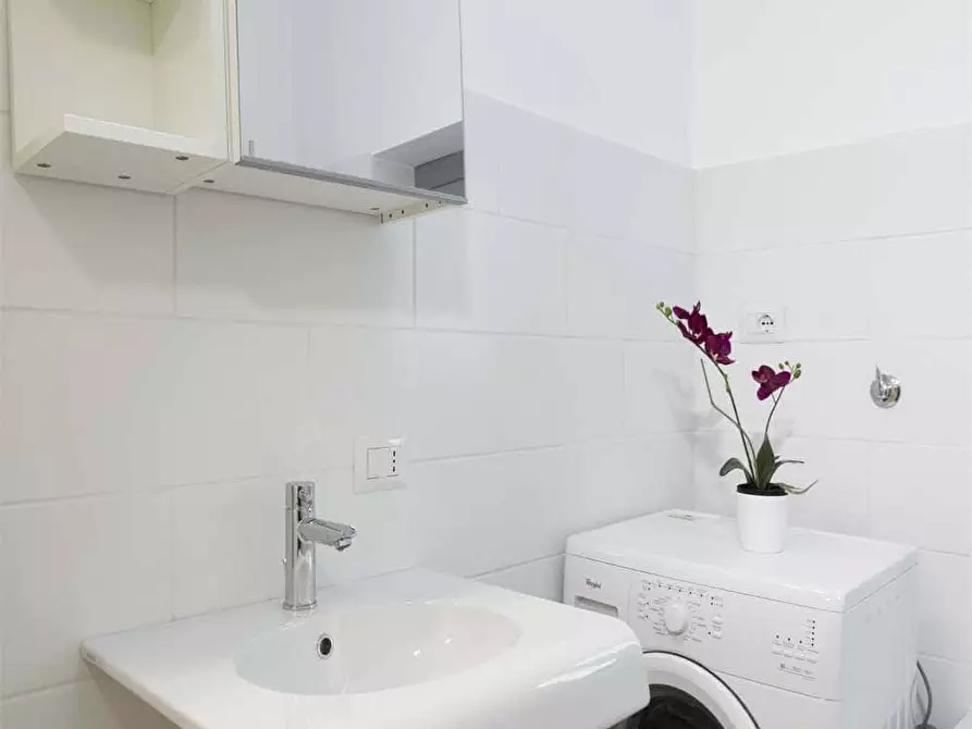 Immagine 13 di Camera in affitto  in Via Riccardo Arnò10 a Milano