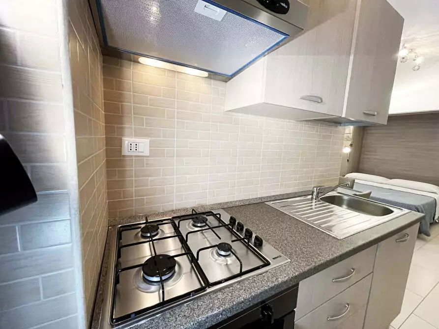 Immagine 13 di Appartamento in affitto  in Via Maddalena113 a Manfredonia