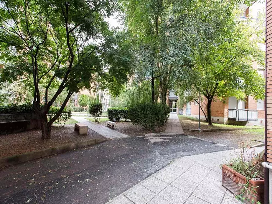 Immagine 27 di Camera in affitto  in Via dei Mandorli27 a Buccinasco