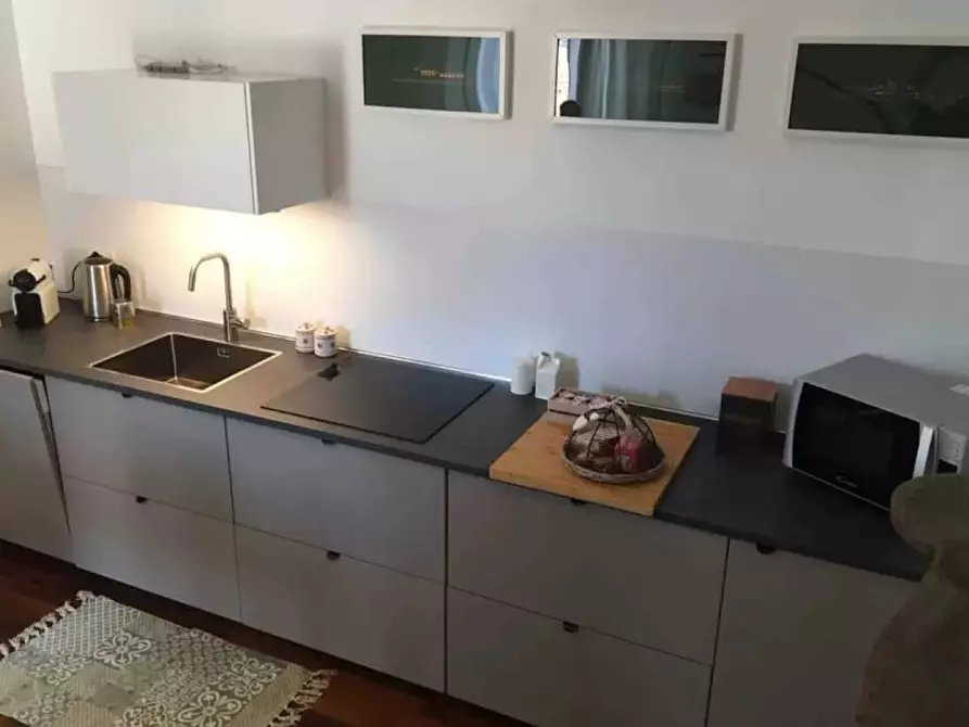 Immagine 59 di Appartamento in affitto  in Via Fausto Baragiola a Cernobbio