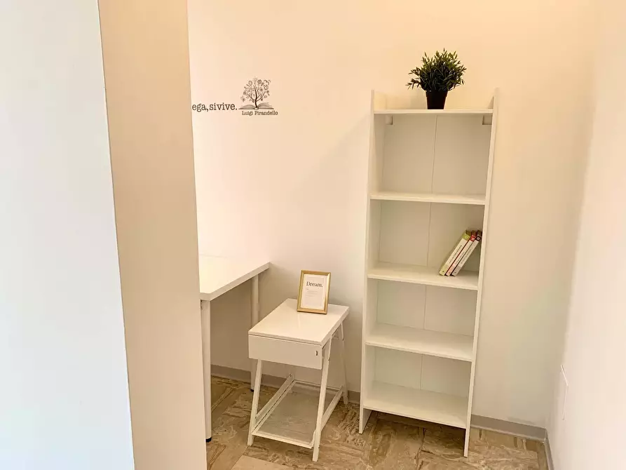 Immagine 4 di Camera in affitto  in Viale Francesco Redi45 a Firenze