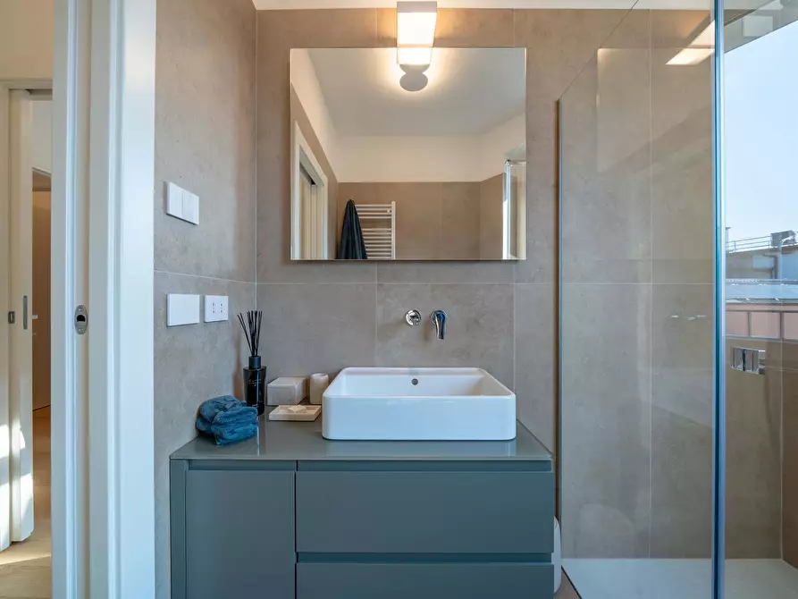 Immagine 31 di Appartamento in affitto  in Via Errico Petrella4 a Milano