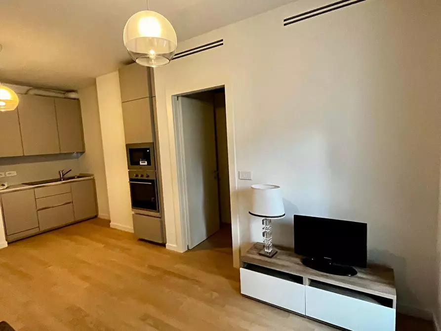 Immagine 8 di Appartamento in affitto  in Via Principe Eugenio3 a Milano