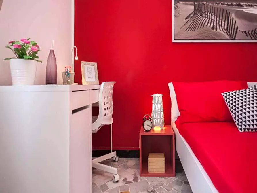 Immagine 2 di Camera in affitto  in Via Salvatore Barzilai14 a Milano