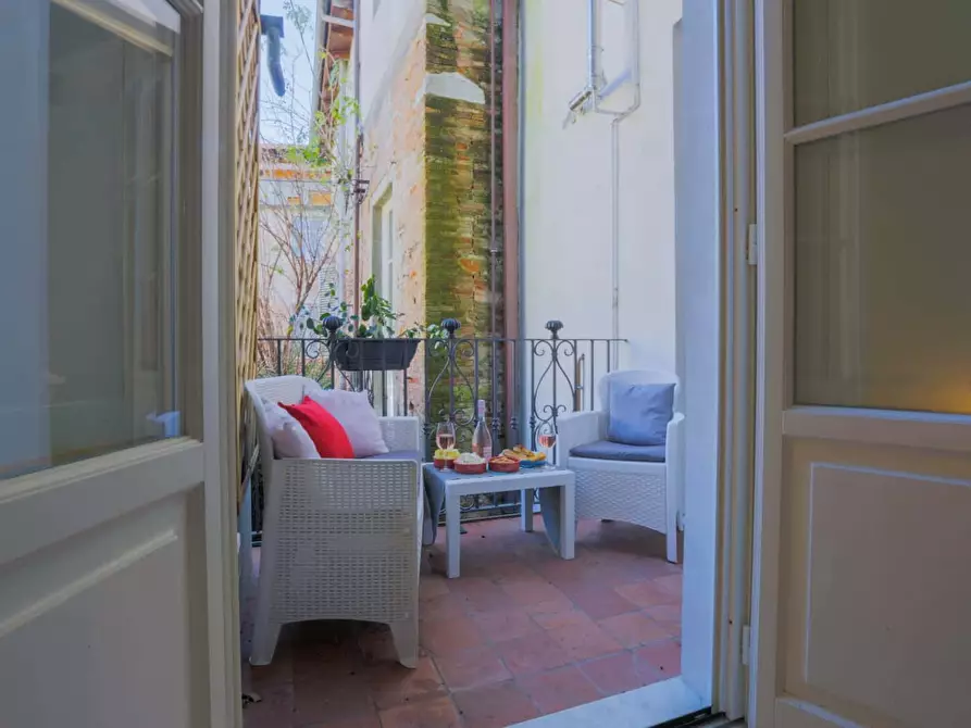 Immagine 33 di Appartamento in affitto  in Via del Ghironcello3 a Lucca