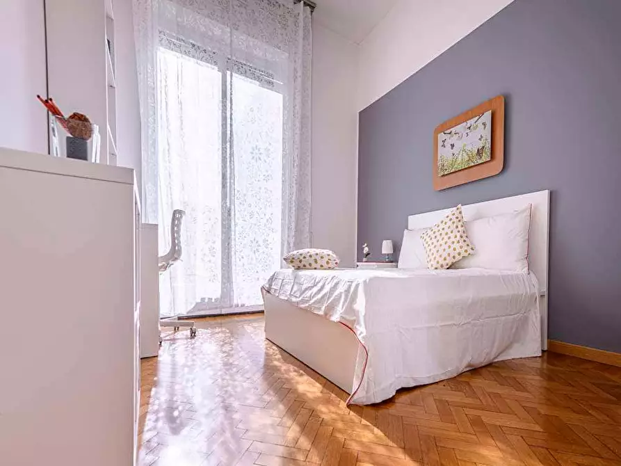 Immagine 5 di Camera in affitto  in Piazzetta Guastalla7 a Milano