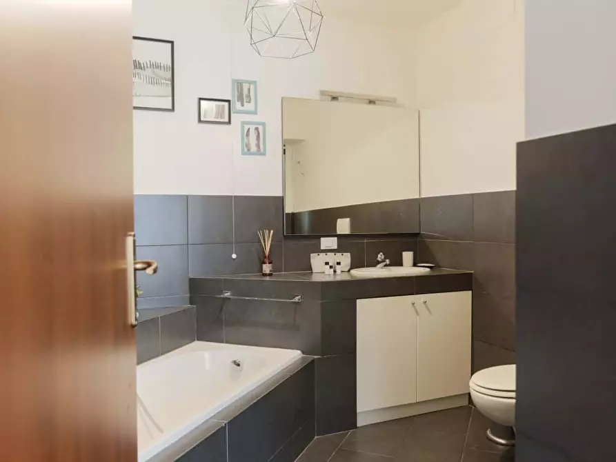Immagine 19 di Appartamento in affitto  in Via Lazzaro Palazzi4 a Milano