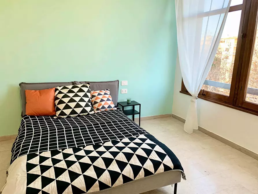 Immagine 6 di Camera in affitto  in Viale Francesco Redi45 a Firenze