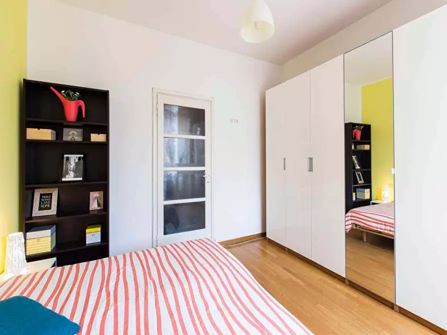 Immagine 4 di Camera in affitto  in Via Volterra12 a Milano