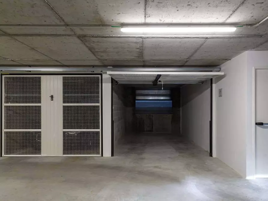 Immagine 18 di Appartamento in affitto  in Via degli Artisti3a a Trieste