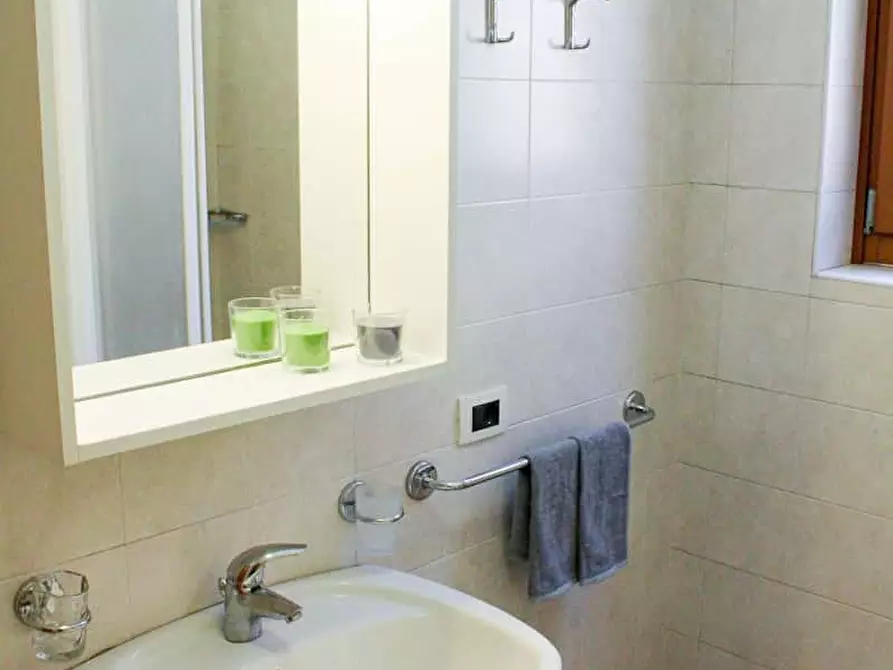 Immagine 19 di Camera in affitto  in Via Tommaso Gar15 a Trento