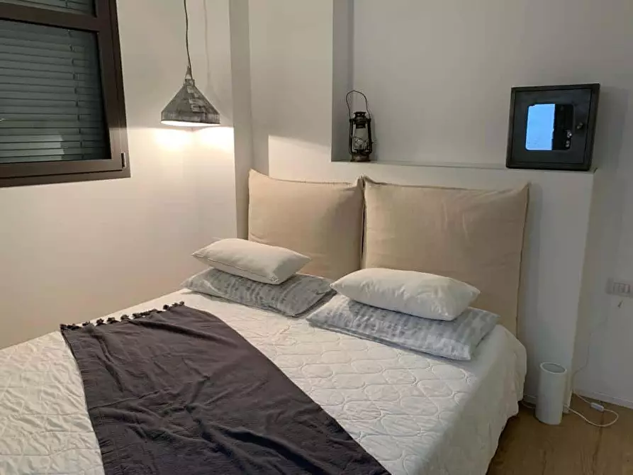 Immagine 15 di Appartamento in affitto  in Via Santo Garovaglio19 a Como