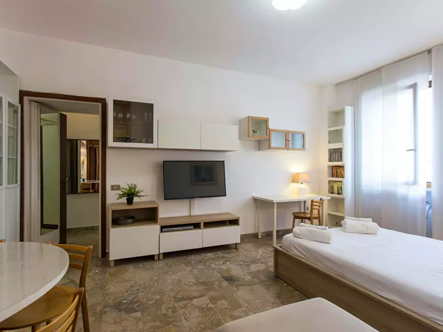 Immagine 17 di Appartamento in affitto  in Via Egadi a Milano