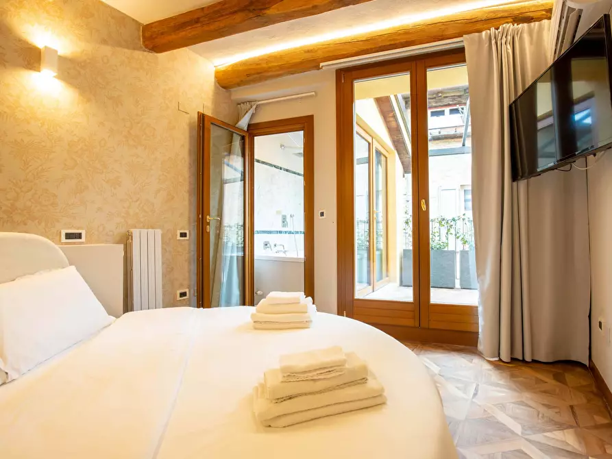 Immagine 15 di Appartamento in affitto  in Via de' Falegnami16 a Bologna