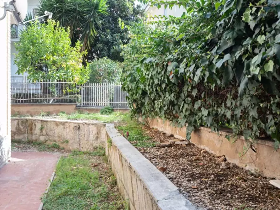 Immagine 21 di Appartamento in affitto  in Via Pietro Adami36 a Roma