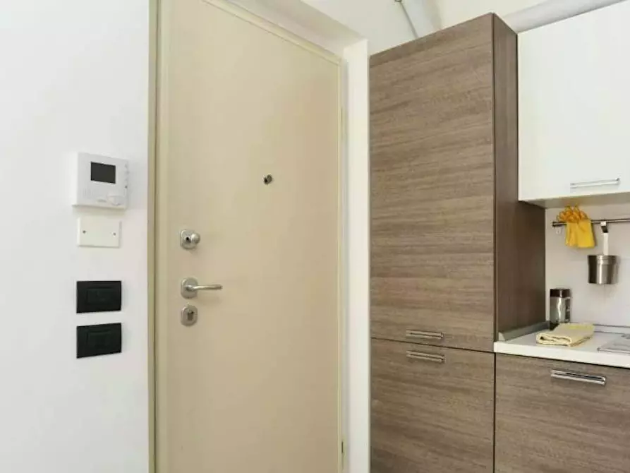 Immagine 4 di Appartamento in affitto  in Via Clitumno a Milano