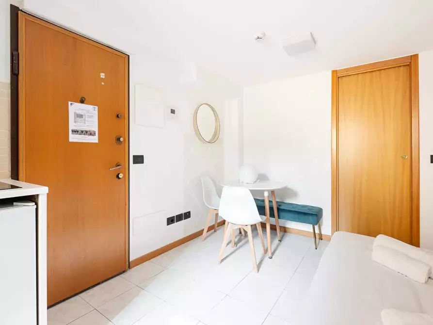 Immagine 11 di Appartamento in affitto  in Corso Magenta25 a Milano