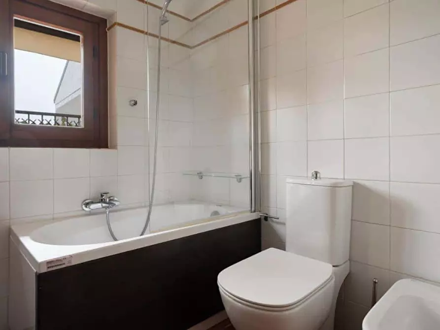 Immagine 14 di Appartamento in affitto  in Via Varese14 a Milano