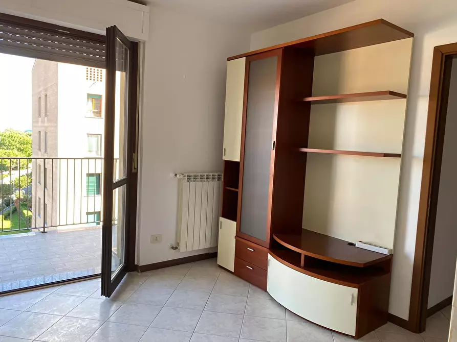 Immagine 3 di Appartamento in affitto  in Piazza Alboreto Michele72 a Rozzano