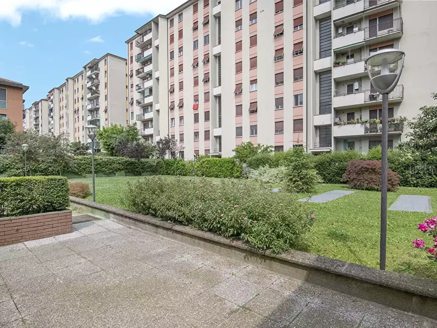 Immagine 16 di Appartamento in affitto  in Via Ronchi2 a Milano