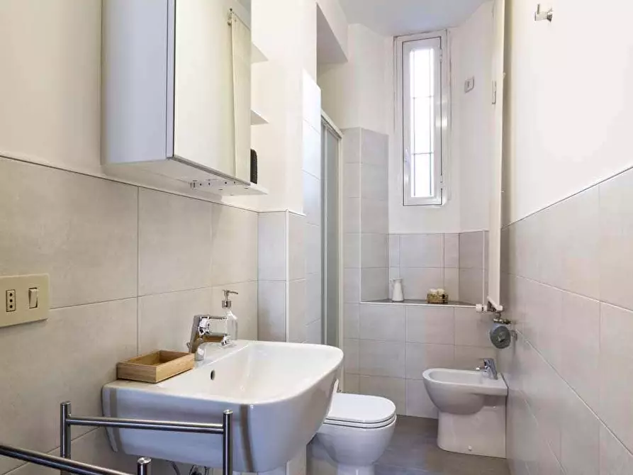 Immagine 16 di Camera in affitto  in Via Gustavo Modena35 a Milano