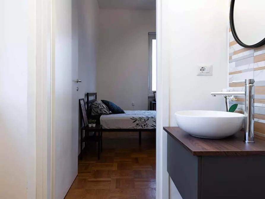 Immagine 28 di Appartamento in affitto  in Via Calatafimi12 a Milano