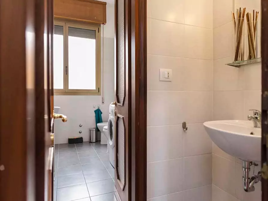 Immagine 36 di Camera in affitto  in Viale Giovanni Vicini20 a Bologna