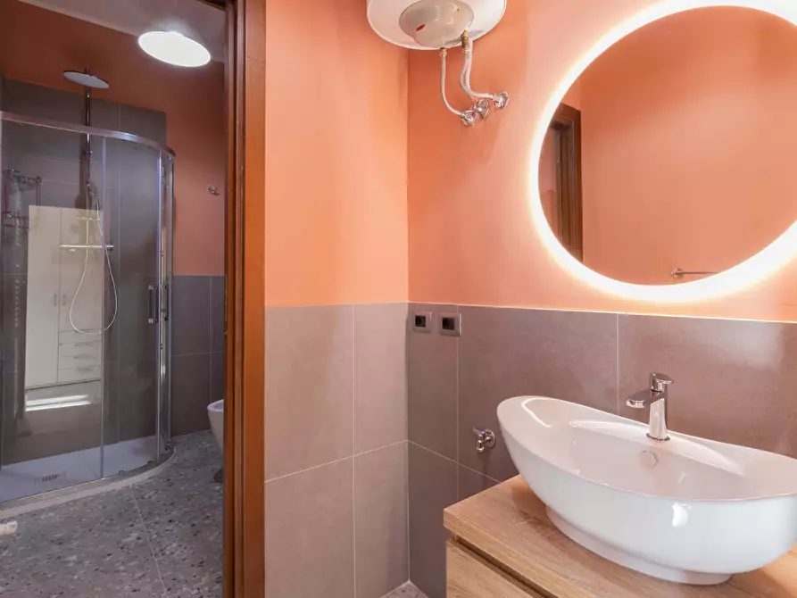 Immagine 11 di Appartamento in affitto  in Via Cesare Battisti18 a Trieste
