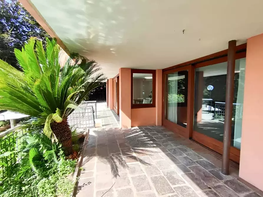 Immagine 106 di Appartamento in affitto  in Via Bellinzona55 a Como