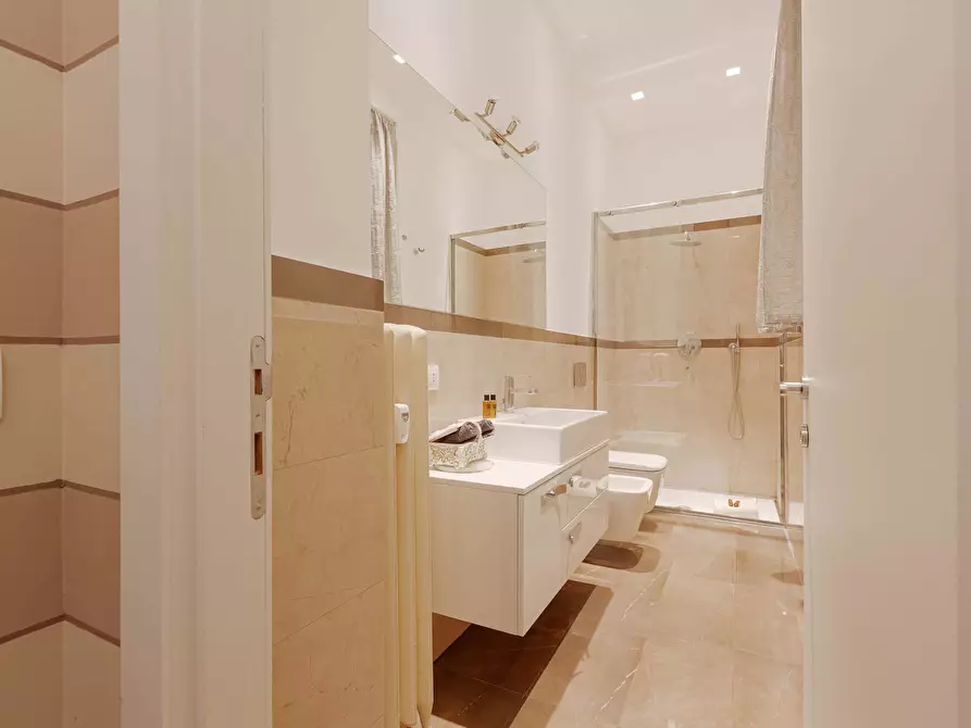 Immagine 15 di Appartamento in affitto  in Via Cernaia4 a Milano