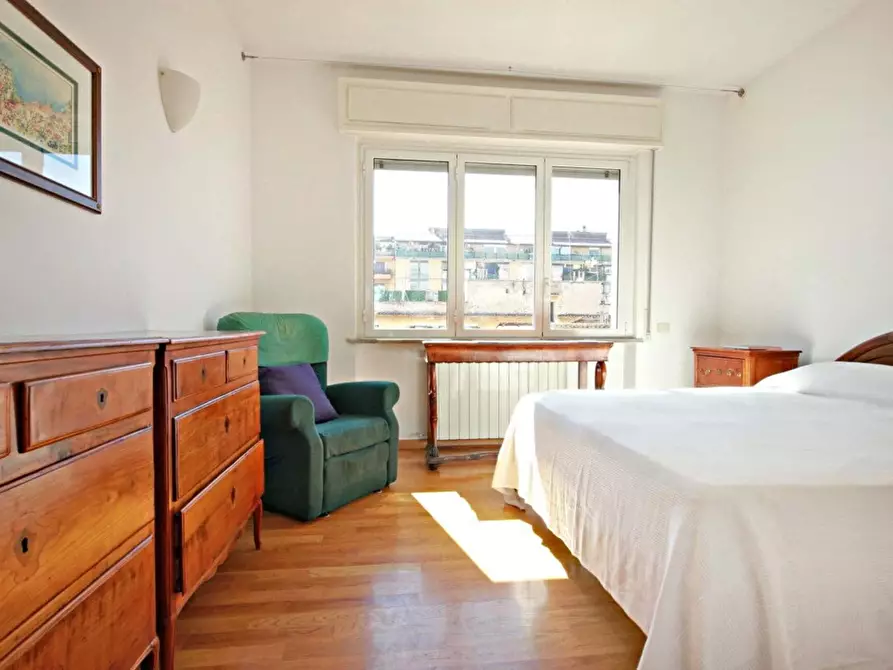 Immagine 16 di Appartamento in affitto  in Via Giuseppe Giulietti11 a Roma
