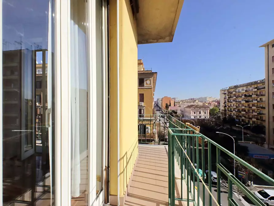 Immagine 15 di Appartamento in affitto  in Via Etruria44 a Roma