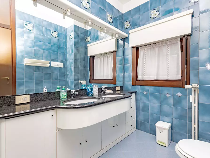 Immagine 32 di Camera in affitto  in Via Francesco Caracciolo77 a Milano