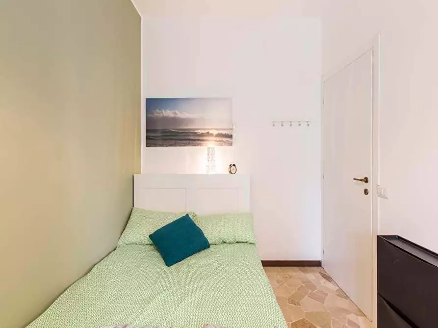 Immagine 10 di Camera in affitto  in Via Raffaello Bertieri1 a Milano